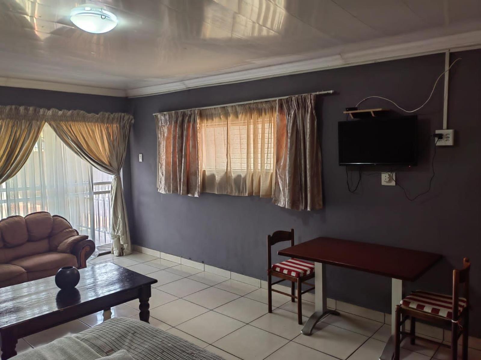 Sibahlenomhlambi Guesthouse Спрингс Экстерьер фото
