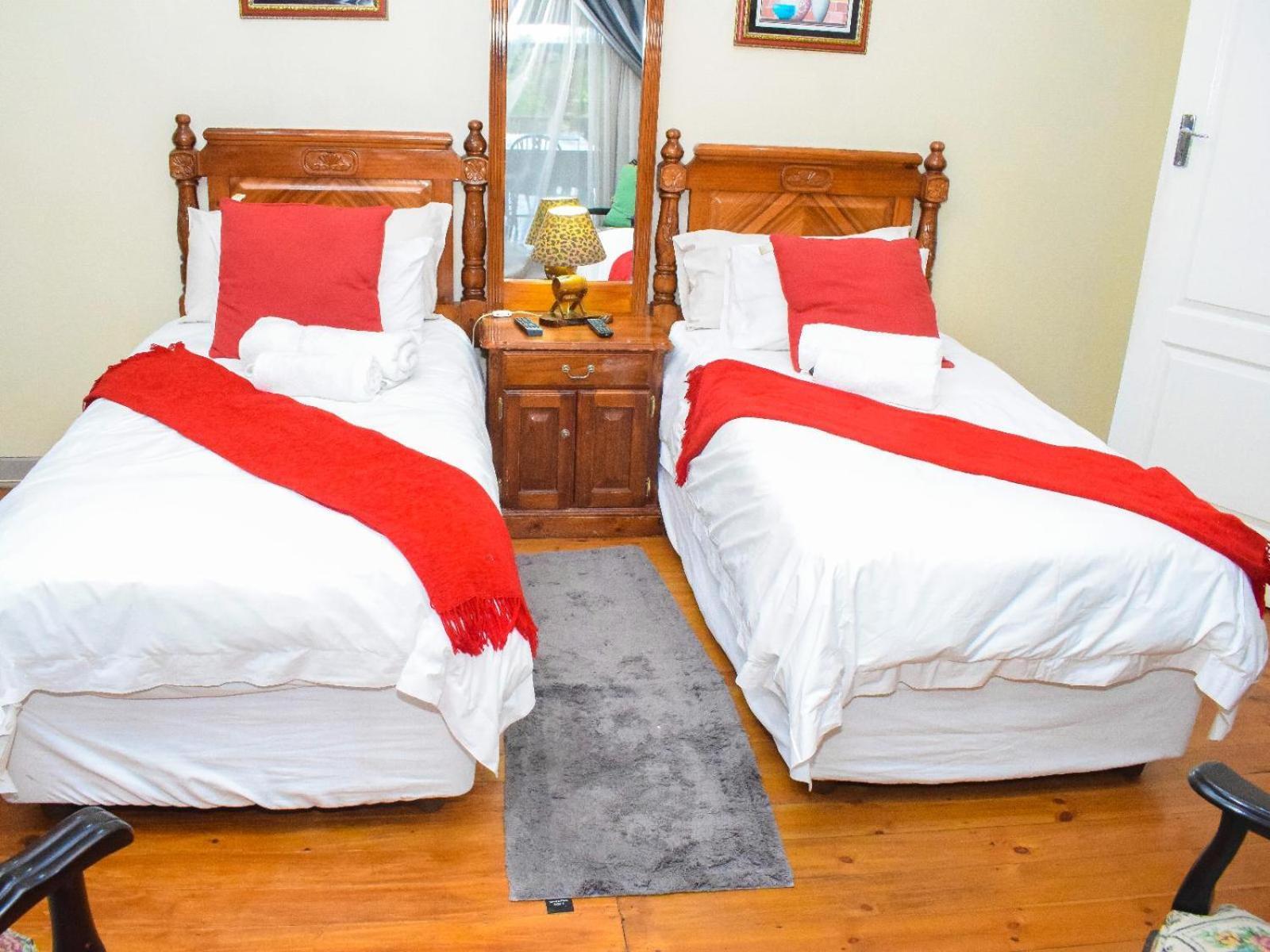 Sibahlenomhlambi Guesthouse Спрингс Номер фото